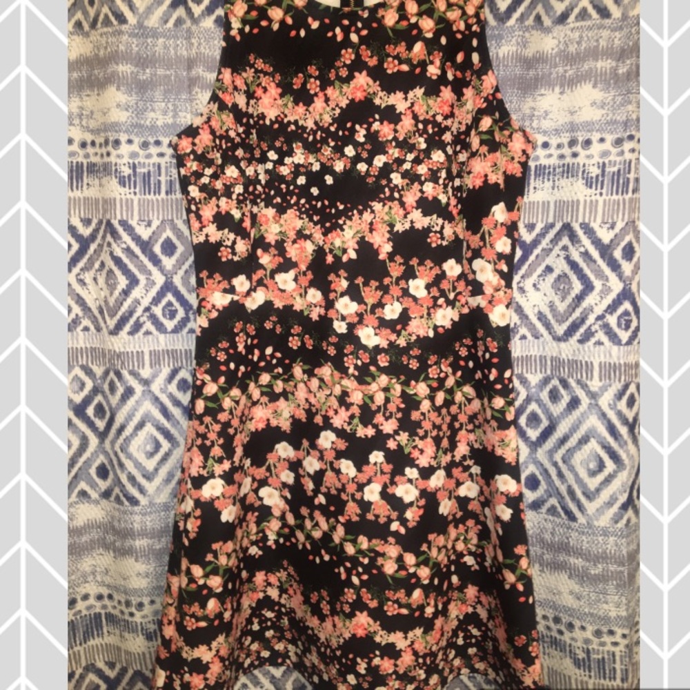 Floral dress🌸🌷💫